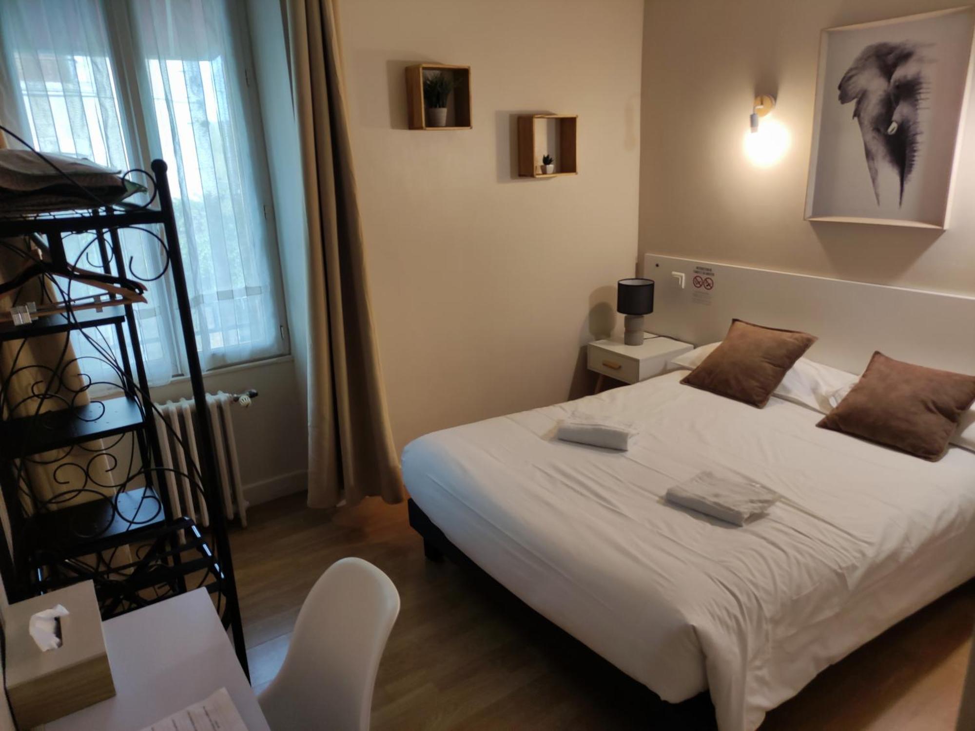 Hotel Le P'Tit Monde Montignac-Lascaux Eksteriør bilde