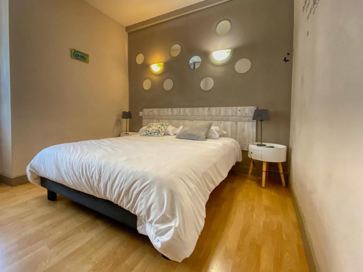 Hotel Le P'Tit Monde Montignac-Lascaux Eksteriør bilde