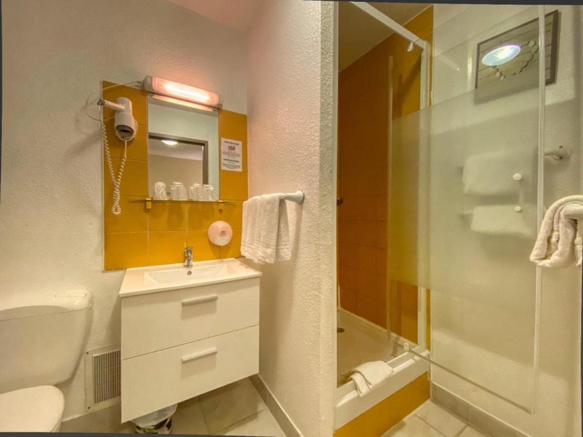 Hotel Le P'Tit Monde Montignac-Lascaux Eksteriør bilde